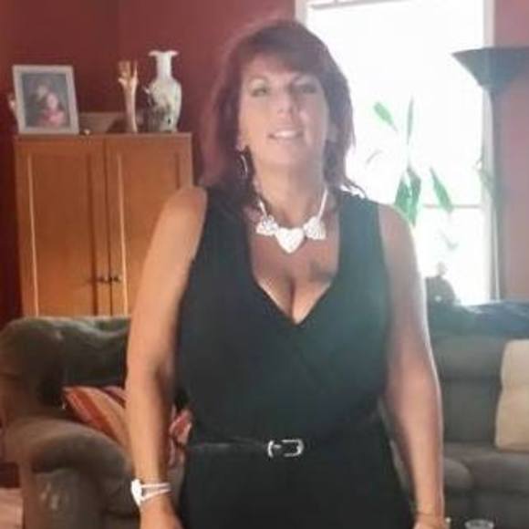 Meet your Posher, Holly - Picture 1 of 1